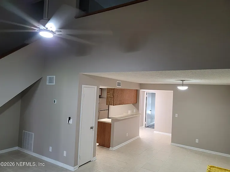 5553 Greatpine Ln S — Photo 13