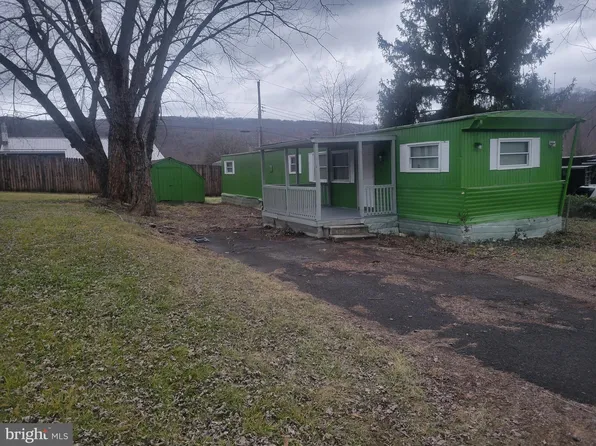 98 S Buddy Ln, Ridgeley, WV 26753
