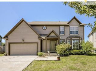 1945 W Ferrel Dr, Olathe, KS 66061