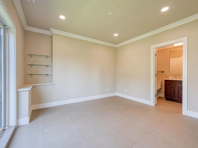 13188 SE 45th Ct — Photo 18