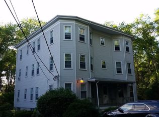 8 Association Ave APT 1R, Bridgewater, MA 02324