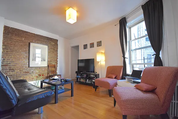 Rented by KYLM, LLC | media 21
