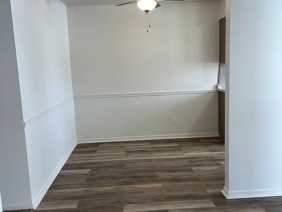 3rd image of 12 N Friendship Dr #42