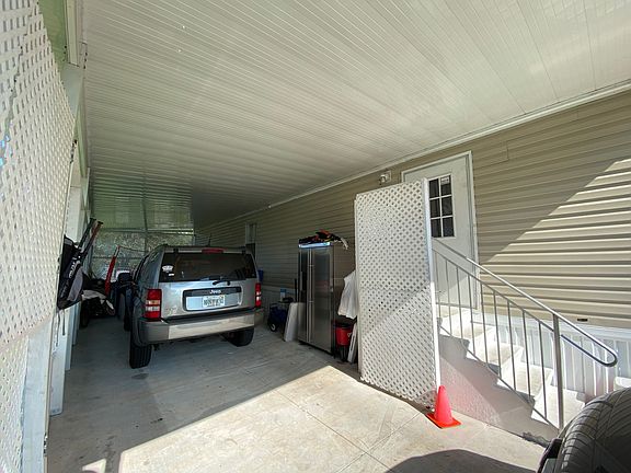 5th image of 1200 N Davis Ave #71