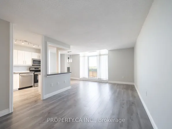 355 Rathburn Rd E #1204, Mississauga, ON L4Z 1H4