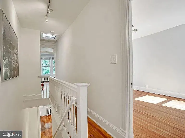 426 Shepherd St NW — Photo 8