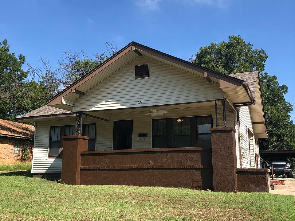 View from Kansas Ave.