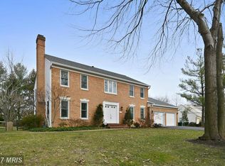 11122 Flora Lee Dr, Fairfax Station, VA 22039