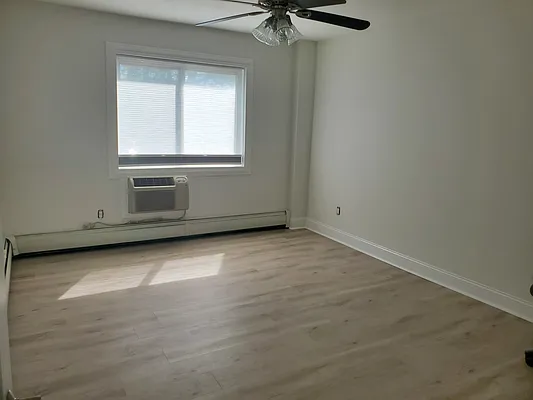 Sold by Amerihomes Realty of NY | media 17