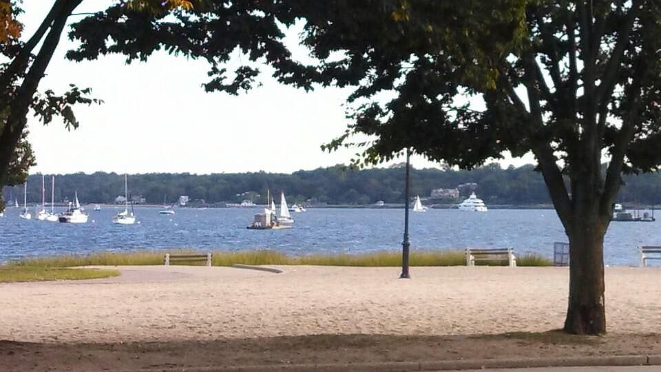 1st image of 199 Manorhaven Blvd