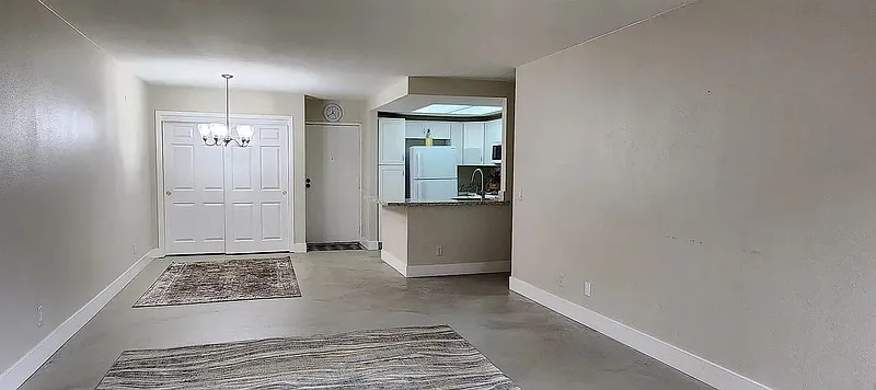 1 bed, 1.0 bath, 754 sqft, $1,900 — Photo 4