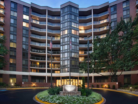 2501 Porter Apartments Building