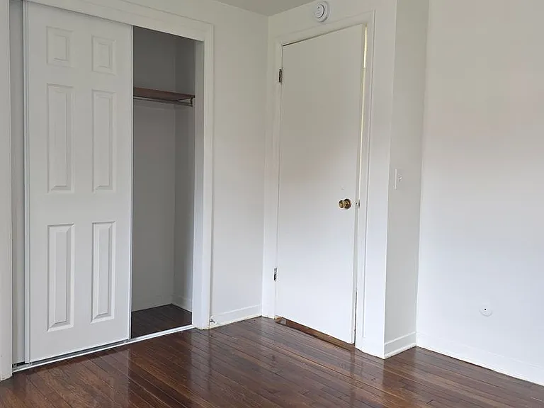515 W Water St #C — Photo 1