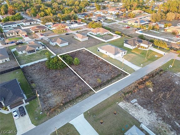 4th image of 3804 3rd St SW