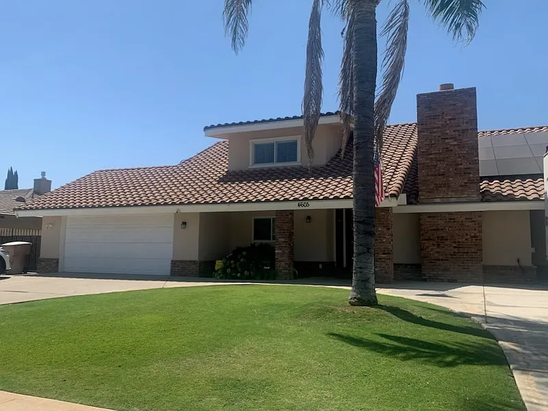 4605 Christmas Tree Ln