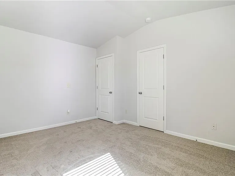 5090 Breezewood Cir — Photo 24