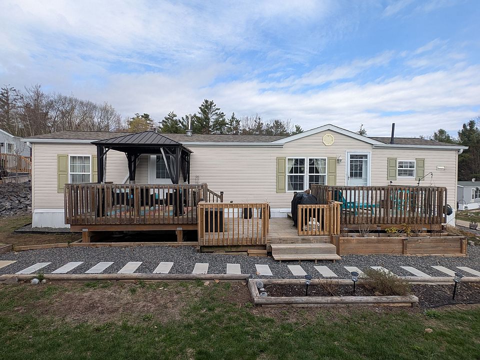 1st image of 1007 Racoon Rd #133