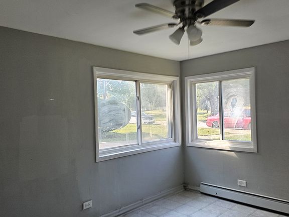 4th image of 3418 Warren Ave APT 1