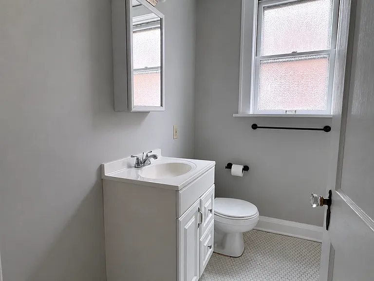 7704 Arthur Ave #1F — Photo 8