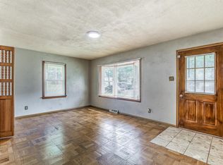 685 Saint Marie St, Florissant, MO 63031