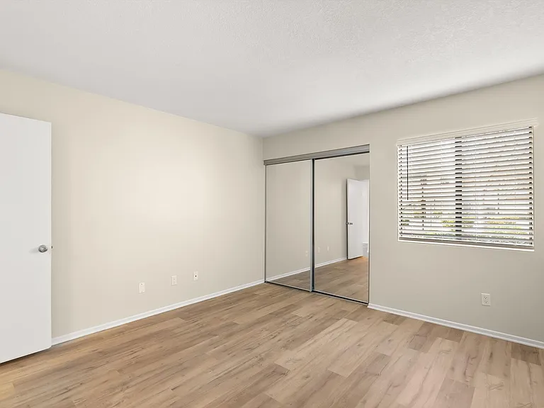 Parkview Palms Apartments- Riverside, CA — Photo 26