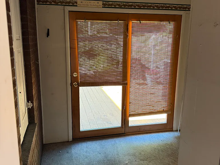 41 E Sunbury St — Photo 22
