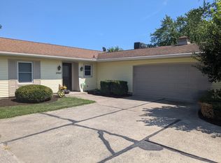 2907 Greenbriar Dr, Fort Wayne, IN 46804
