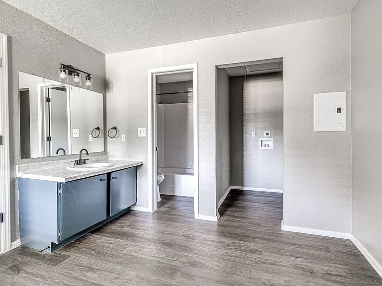 Boulder Ridge Apartments | Newly Remodeled East Tulsa | Broken Arrow Schools + W/D Hookups — Photo 36