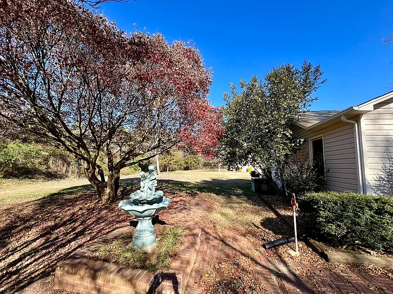 9532 Harwood Ln — Photo 23