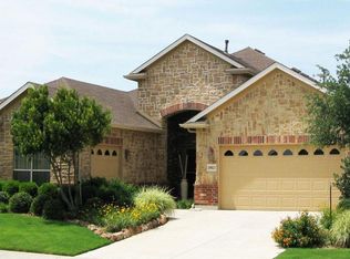 10813 Glendale Dr, Denton, TX 76207