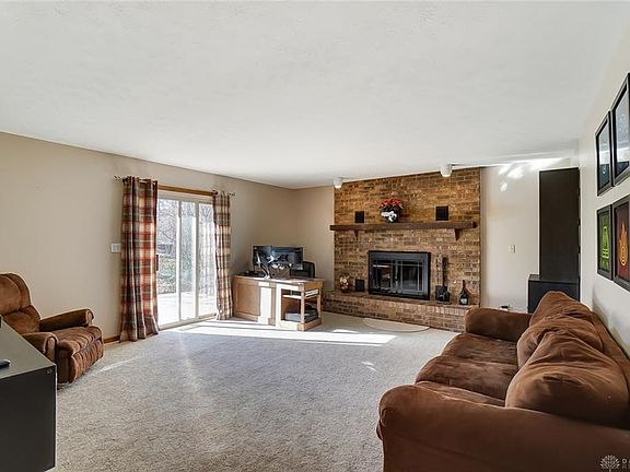 4th image of 3695 Frostwood Dr