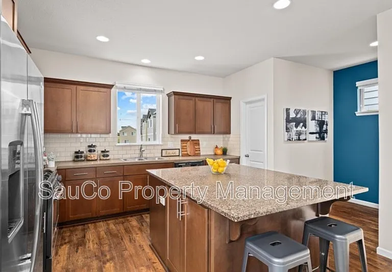 7595 NW 170th Ave — Photo 12
