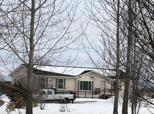 18176 Auburn Rd, Grasston, MN 55030