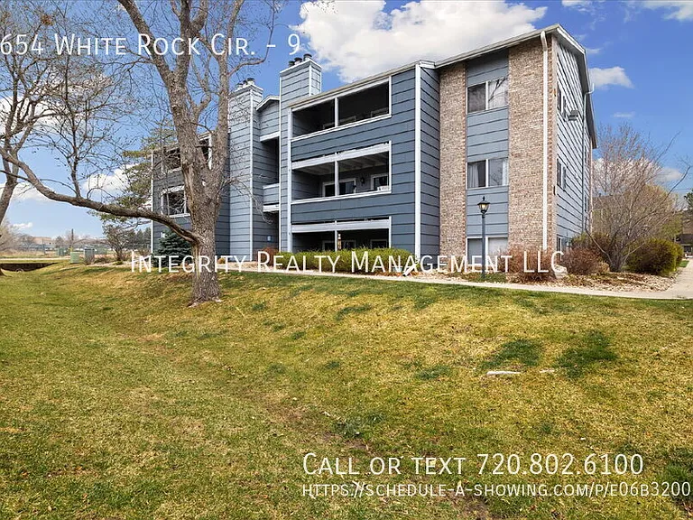 4654 White Rock Cir #9 — Photo 4
