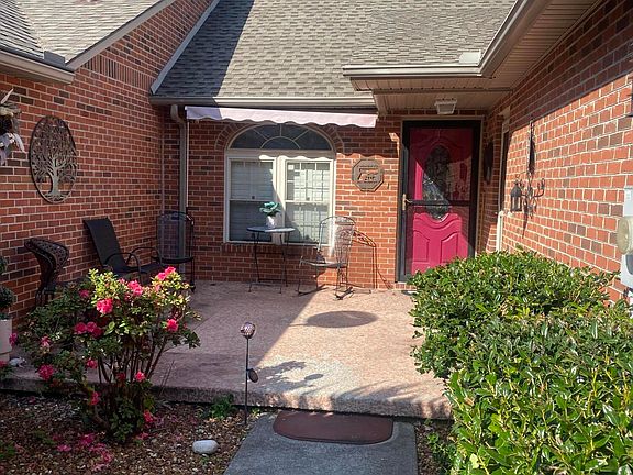 2nd image of 5002 Fairground Pl