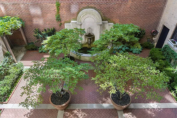 Sold by Corcoran | media 8