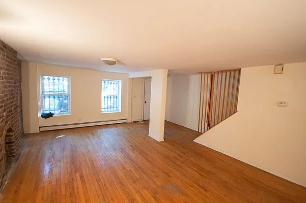 Rented by Jeremy C LLC | media 54