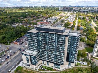 86 Dundas St E #821, Mississauga, ON L5A 1W4