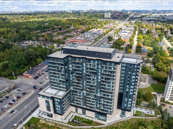 86 Dundas St E #821, Mississauga, ON L5A 1W4