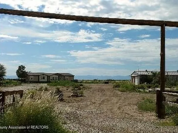 52 Pecan Rd, Tularosa, NM 88352