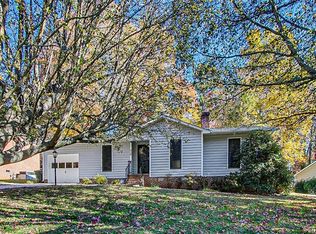 928 Meadowbrook Rd, Asheboro, NC 27203