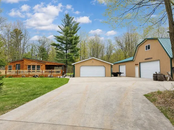 4628 Filter Rd, Harrison, MI 48625