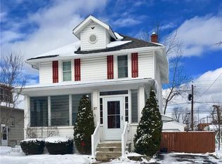 27 Colonial Ave, Lancaster, NY 14086