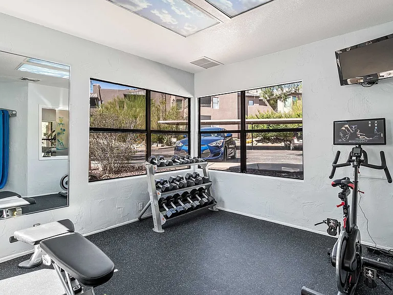 6655 N Canyon Crest Dr #2-ID1594714P — Photo 39