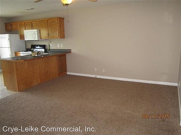 4th image of 253 Senator Dr APT A