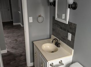 1013 W Wisconsin Ave, Appleton, WI 54914