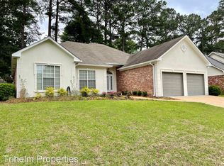 420 Idlewoods Ln, Madison, MS 39157