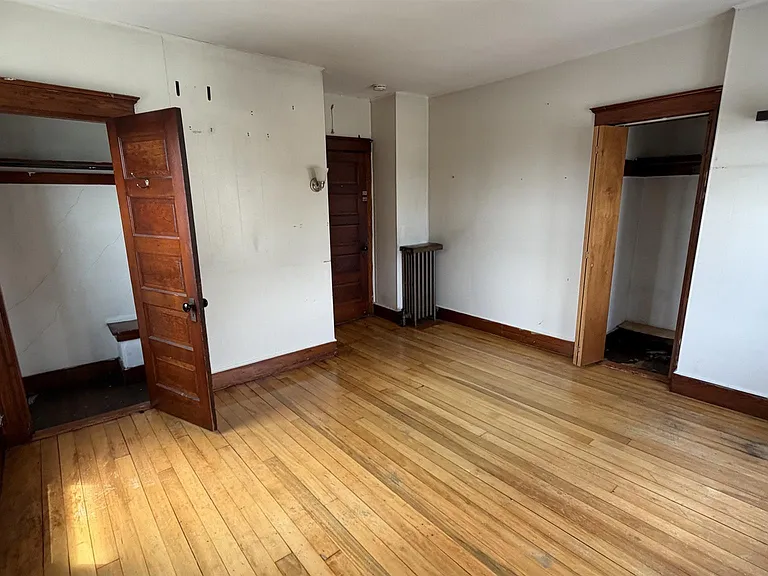 374 McGrath Hwy — Photo 13