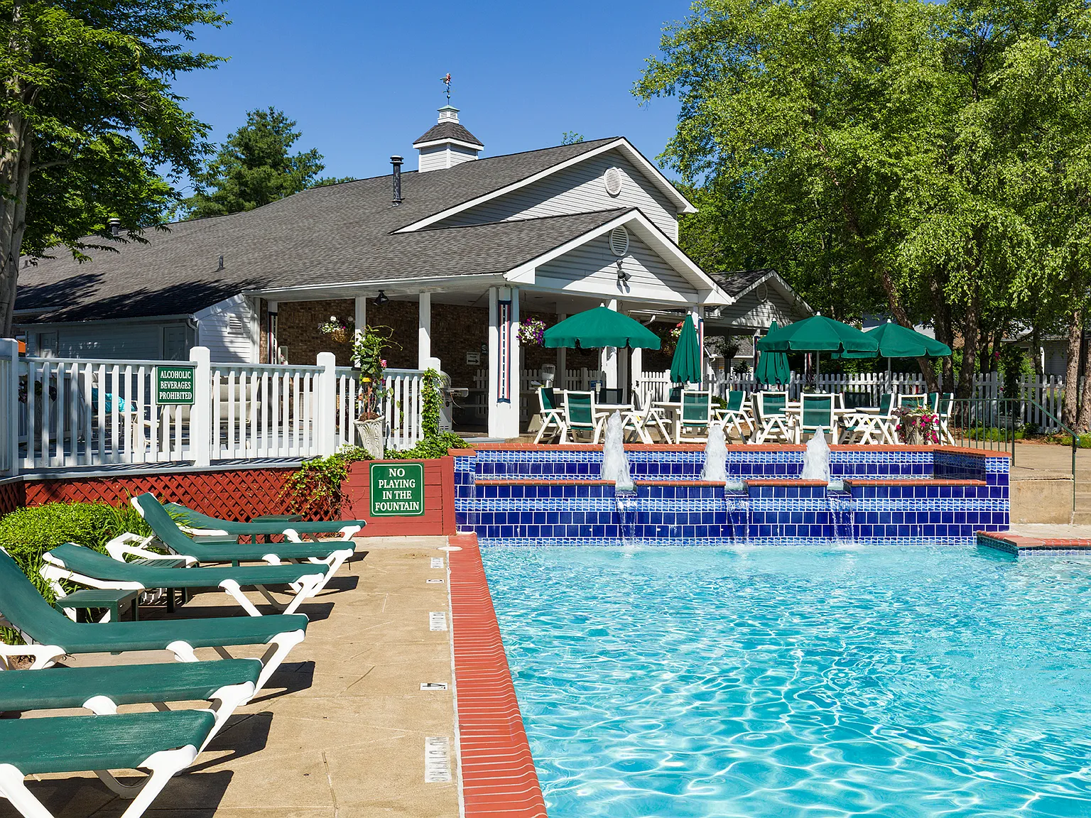 Polo Club — Photo 1