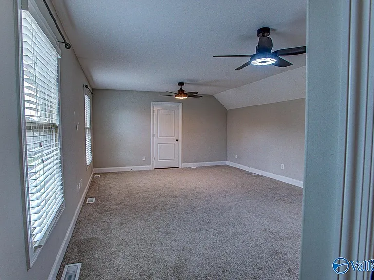 115 Aedre Way — Photo 35